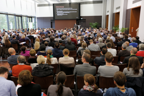 Tagungsbericht 1. Gemeinschaftstagung der DGZ und der DGET mit der DGPZM und der DGR[2]Z vom 10. bis 12. Oktober in Marburg