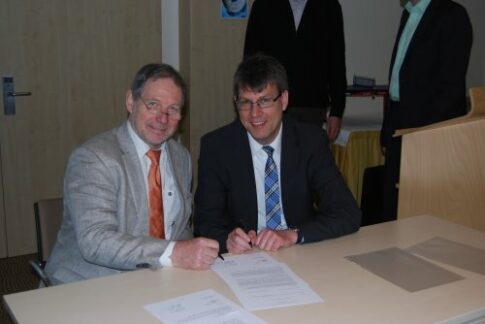 DTTB und DBS unterzeichnen Kooperationsvereinbarung