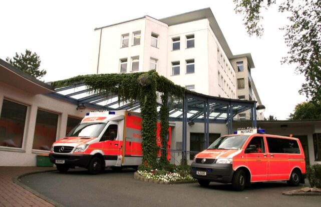 Lichterfelde ist fit für den NotfallKrankenhaus Bethel Berlin eröffnet neue Zentrale Notaufnahme