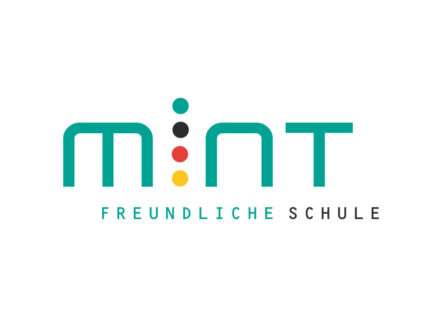 Gewusst wie! Krankenhaus und Gymnasium schließen Kooperationsvertrag für begehrte BDA-/BDI-Auszeichnung „MINT-freundliche Schule“