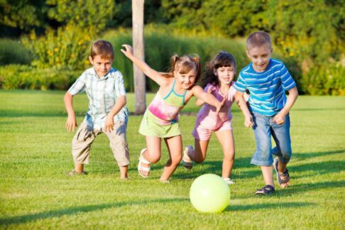 Uni-Lehrgang „Health & Fitness“: Gesundheit beginnt im Kindesalter