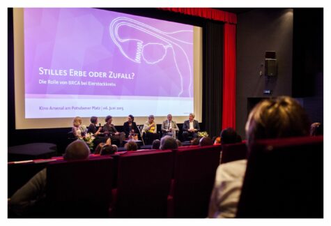 Starke Worte zum stillen Erbe – Großes Interesse an Podiumsgespräch und Filmpremiere zur Rolle von BRCA bei Eierstockkrebs