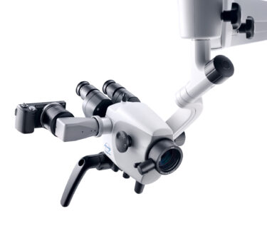 Sichtlich mehr SicherheitNeuartiges Mikroskop macht schwierige Eingriffe sicherer