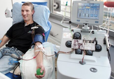 Im Kampf gegen Blutkrebs bedeutet der Tag für viele Menschen jedoch Glück und Hoffnung.