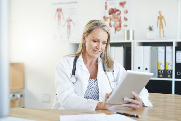 Asklepios setzt auf digitales Wissensmanagement, um die Behandlungsqualität weiter zu steigern Wissensressource UpToDate unterstützt Mediziner bei Diagnose und Therapiestellung
