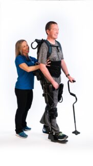 EKSO BIONICS STELLT EKSO NR AUF DER MEDICA VORDas Exoskelett der nächsten Generation für die Neurorehabilitation