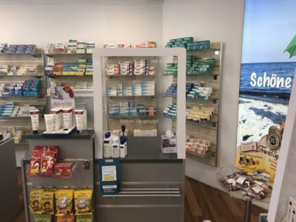 Pohl-Boskamp unterstützt Apotheken und Arztpraxen mit kostenlosen Plexiglasscheiben