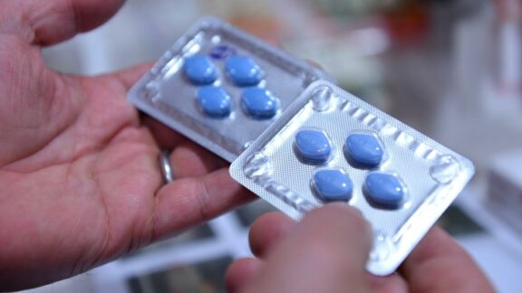 Ministerium prüft Freigabe: Viagra bald ohne Rezept?