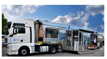 Der Präventions-Truck der Stiftung AtemWeg macht jetzt auch in Berlin Station