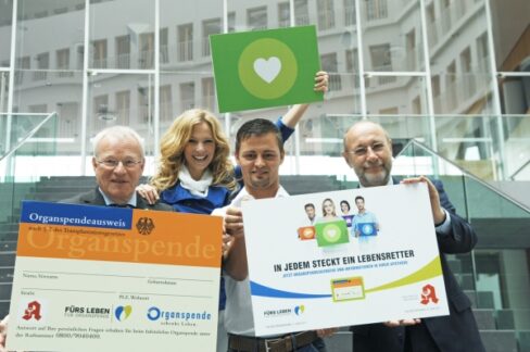 Prominente unterstützen Organspende-Kampagne der ABDA / Tag der Apotheke am 9. Juni 2011