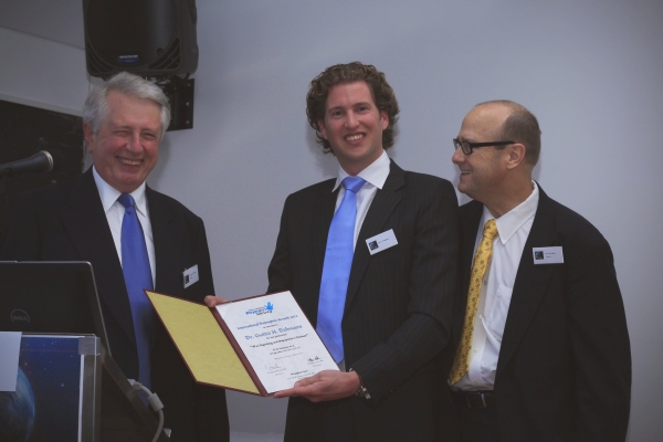 Junger niederländischer Forscher gewinnt den angesehenen Internationalen Dupuytren-Preis 2012