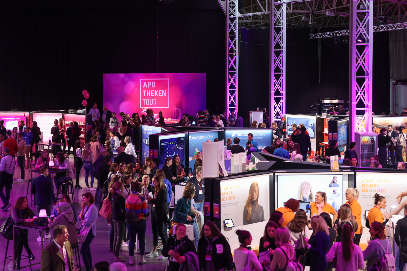  APOTHEKENTOUR-Premiere in Wien begeistert knapp 1.300 Apotheker:innen Bildidee 