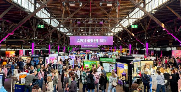 APOTHEKENTOUR in Hamburg – Rekordbesuch mit rund 3.200 Gästen aus der Apotheke vor Ort  