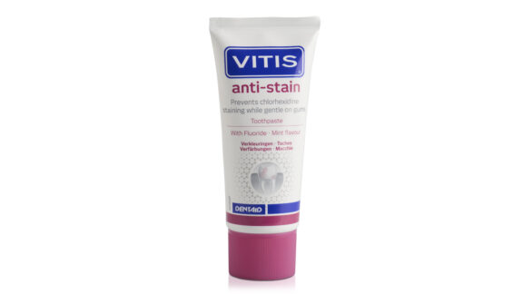 VITIS® anti-stain schützt vor CHX-bedingten Verfärbungen
