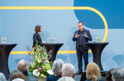 Biosimilars bald wie Generika? Diskussion um die Folgen für Versorgung und Standort