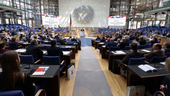 18. Zukunftskongress öffentliche Apotheke am 21.02.2026 in Bonn: Mit den aktuellsten Entwicklungen zur Apothekenreform und einer politischen Analyse zum Superwahljahr 2026