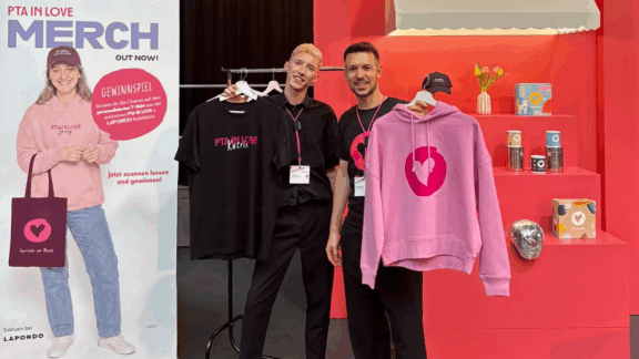 PTA IN LOVE und LAPONDO starten gemeinsame Merch-Kollektion