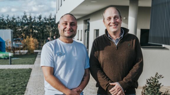 Hausengel-Haus öffnet seine Türen: Pflege-WG und neue Tagespflege stärken die Versorgung in Heskem-Mölln